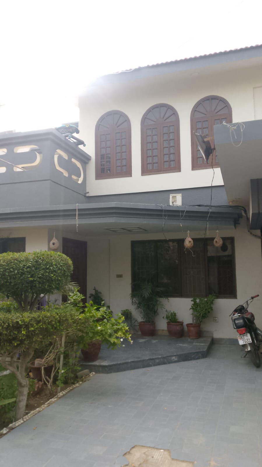 500 Square Yards Bungalow for Sale in DHA Phase 7 – 2+4 Bedrooms | East Open | Prime Location