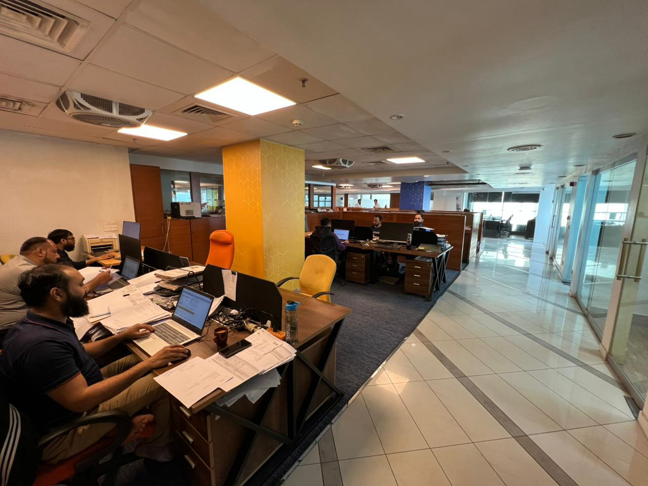 5850 Sq. Ft. Sea Facing Corporate Office for Rent in Dolmen Executive Tower Clifton Karachi