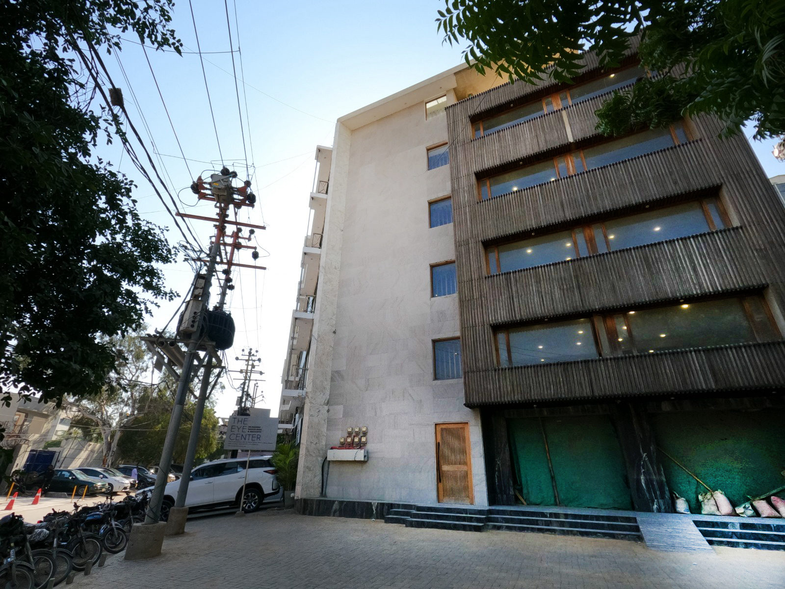 Brand New 245 Yards Commercial Building For Sale Clifton Block 5